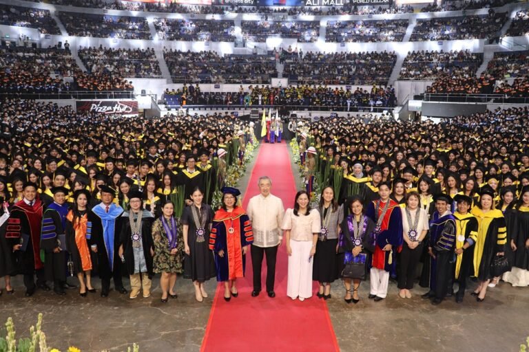 QCU’s Batch Sidhaya Produces 2,498 Graduates at 18th Commencement Exercises