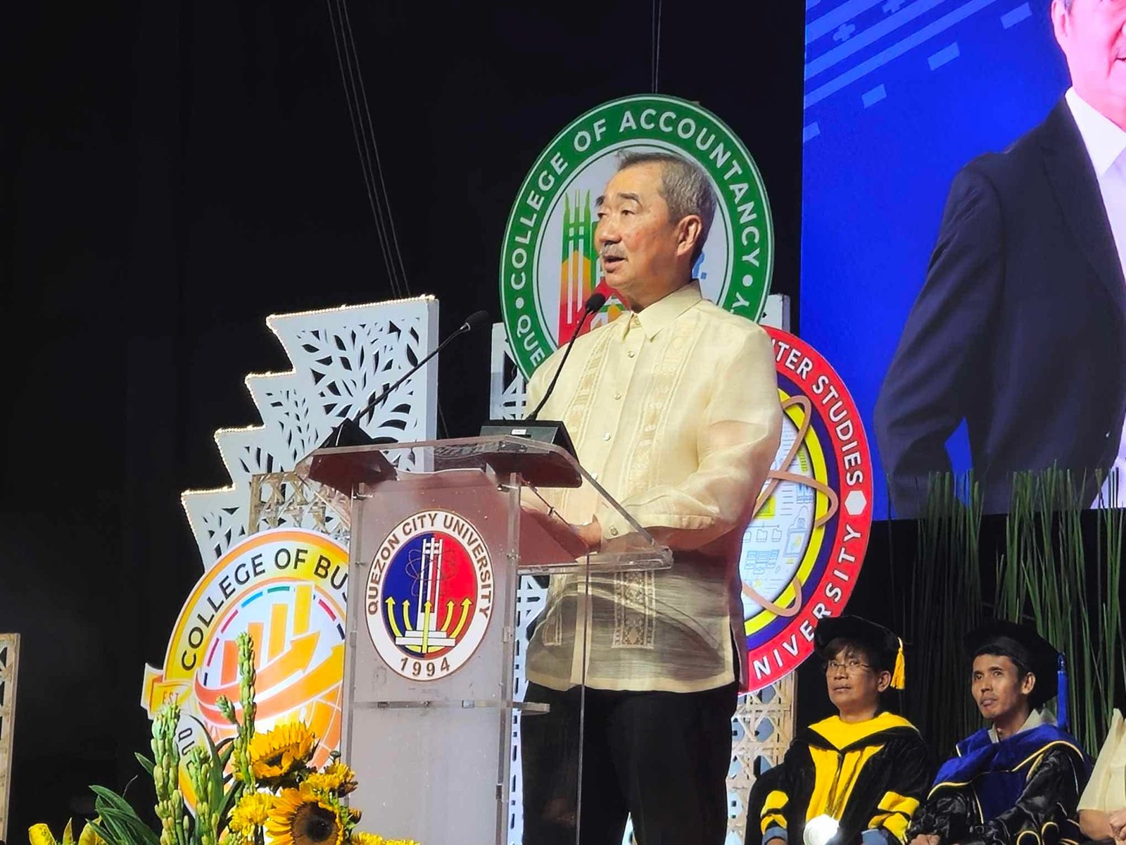 Education as the Great Equalizer: SM Prime Holdings Chairman Hans Sy Shares His Father’s Legacy with QCU Graduates